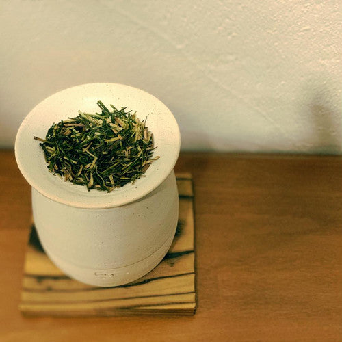 【冬ギフトおすすめ】オリジナル常滑焼茶香炉 & 専用茶葉セット